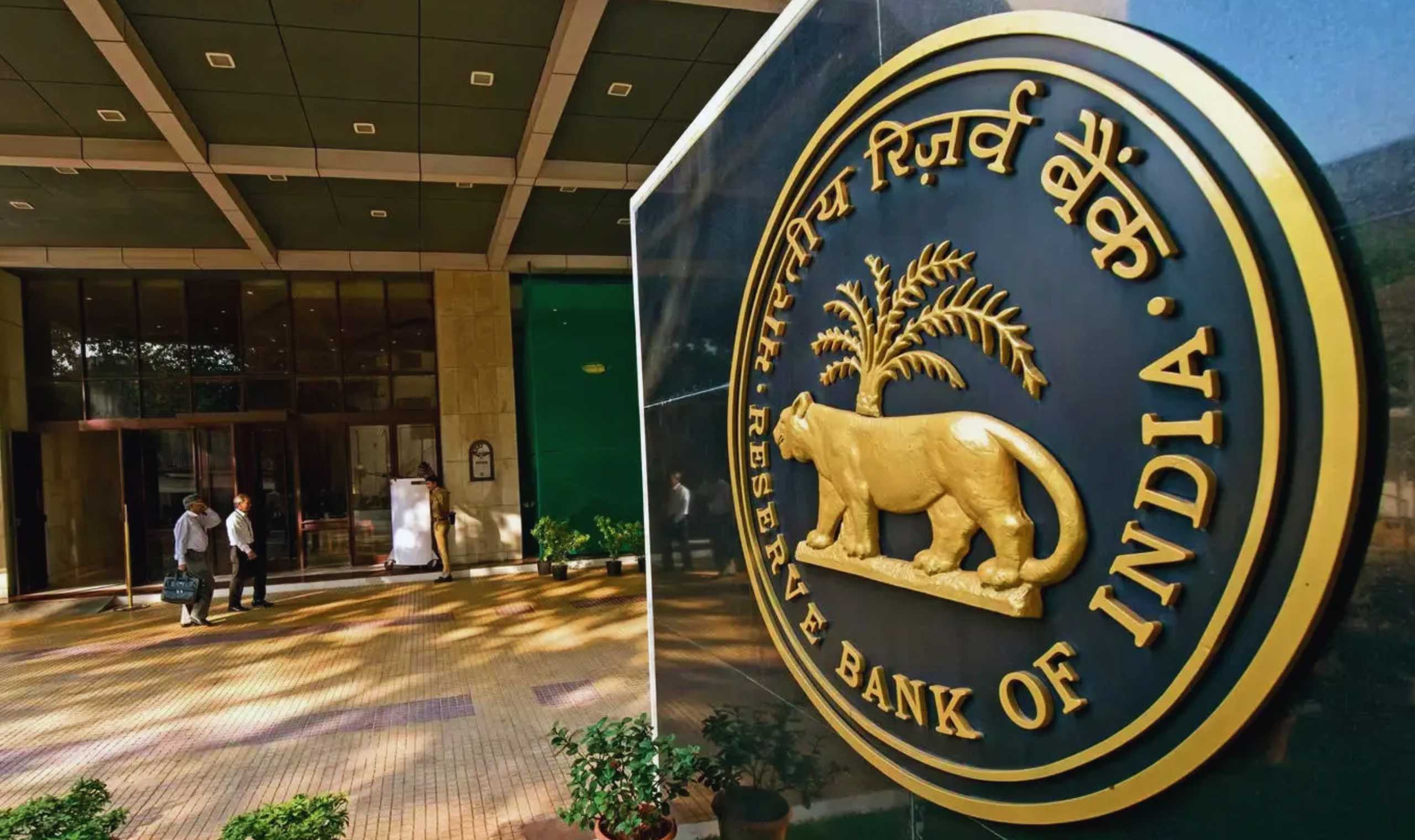 PSU-Bank-Stocks-Fall-on-RBI's-Draft-Tighter-Norms-for-Infra-Financing