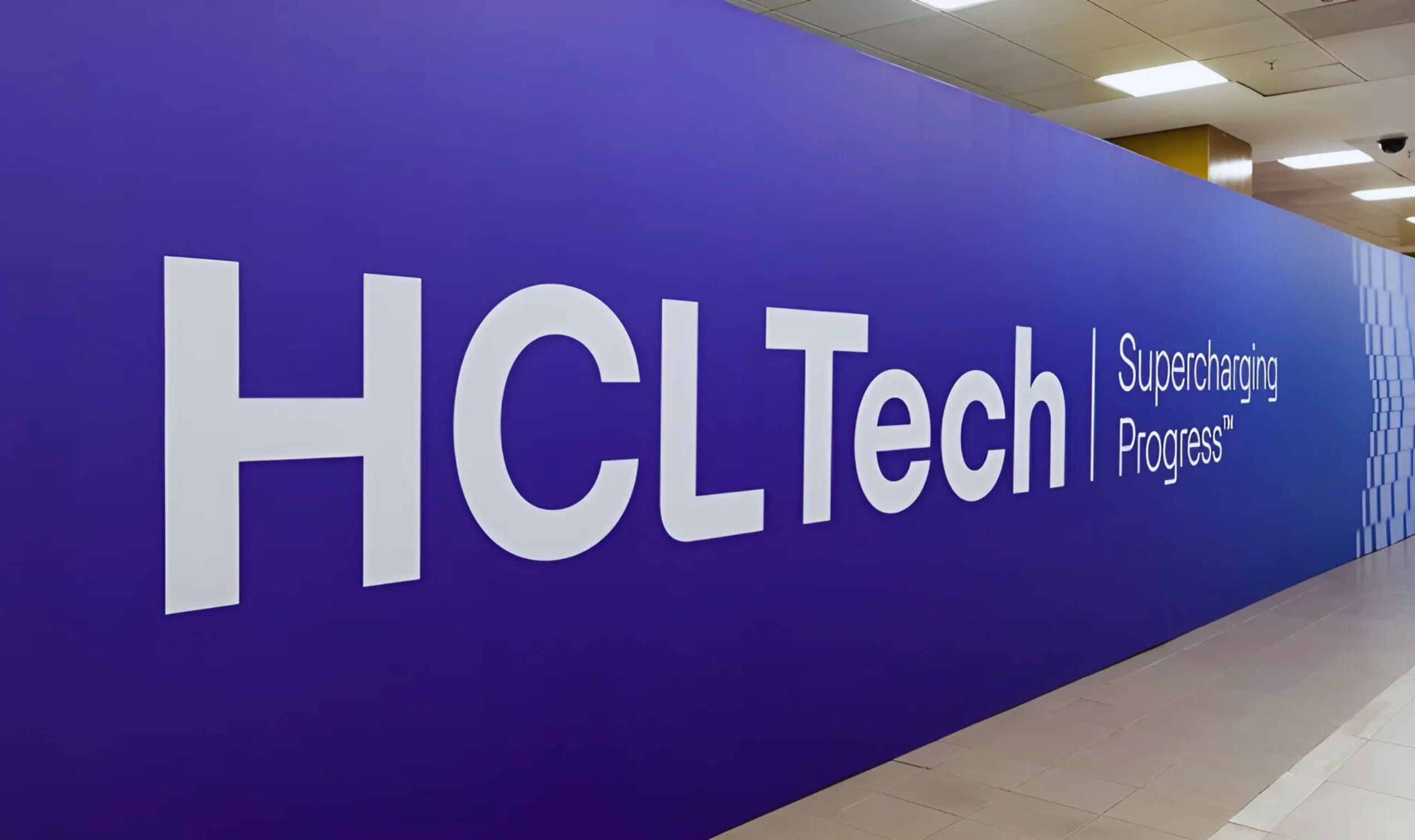 Strong Positioning of HCLTech Amid U.S. Visa Policy Uncertainties: A Close Examination of the Latest Developments