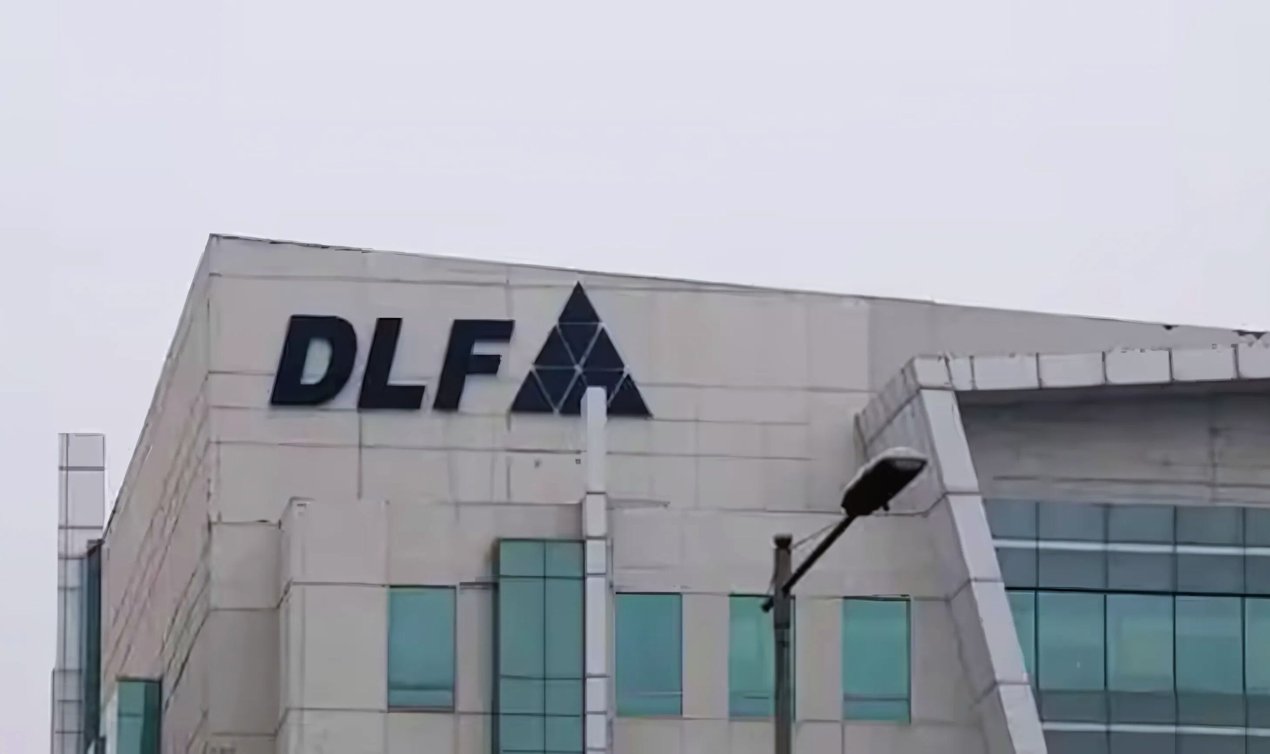 DLF subsidiary sells Kolkata IT park to Primarc & RDB Group for ₹637 crore A strategic bet within India's real estate landscape