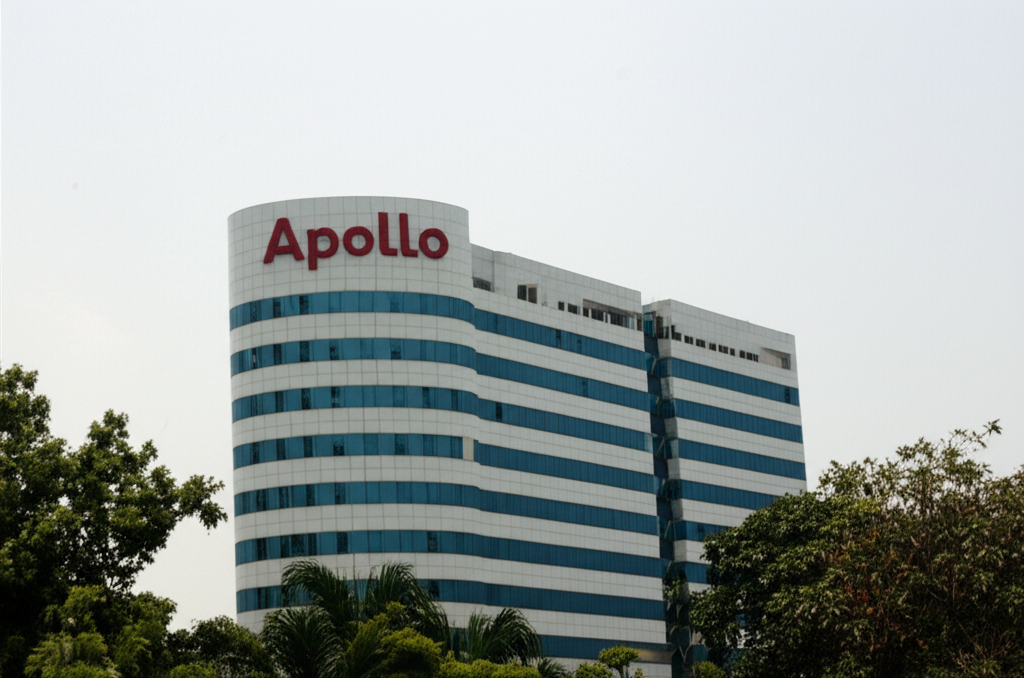 Apollo Hospitals Stock Dips: Analyzing the Market Impact
