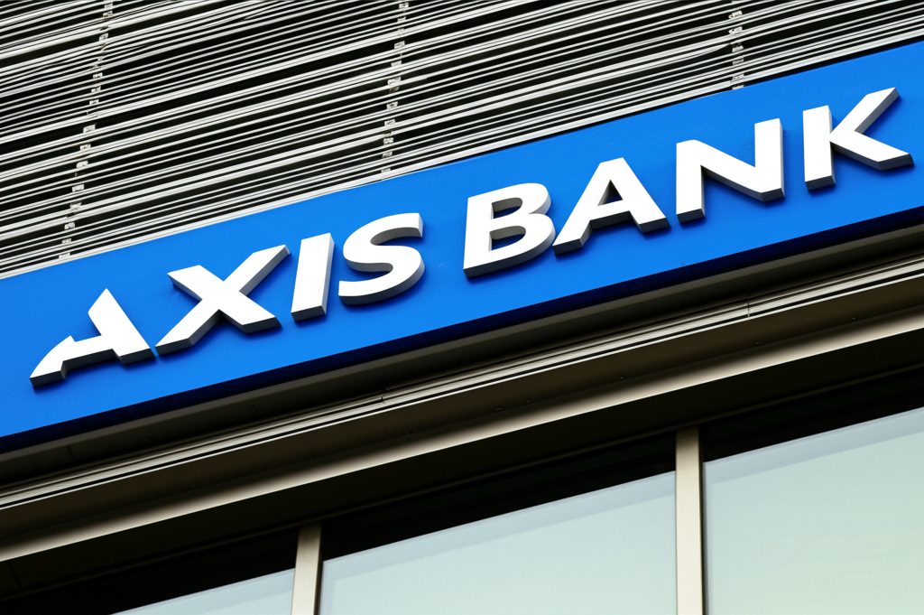 Axis Bank Stock Inches Up: Market Analysis and Future Outlook